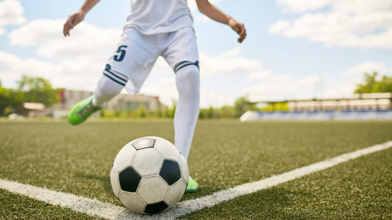 Dlaczego Premier League generuje największe przychody na świecie?