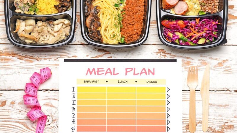 Różne opcje wyżywienia w hotelach: od BB do full board